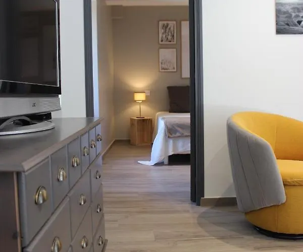 Avec Piscine Interieure