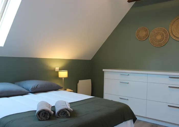 펜션 Avec Piscine Interieure